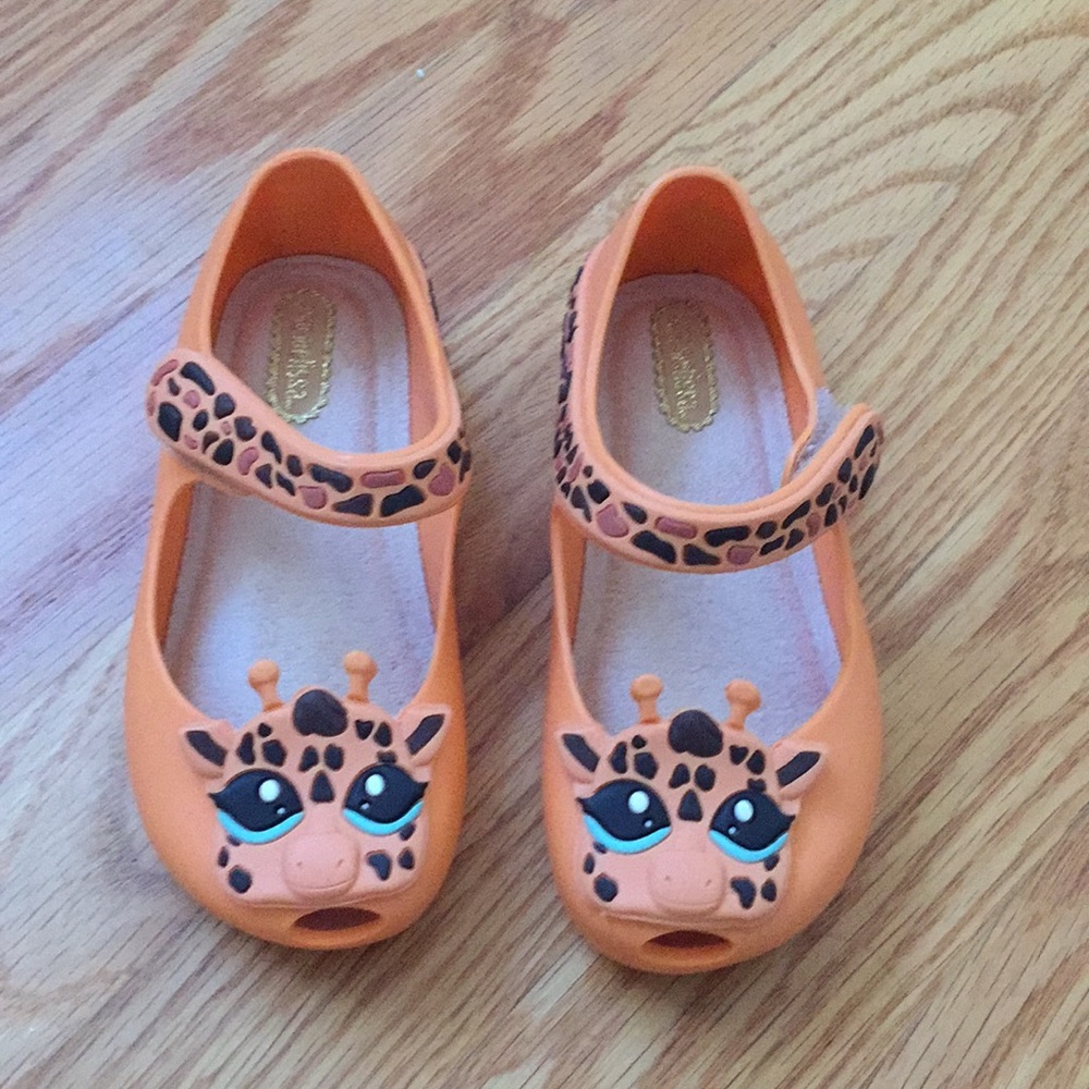 Mini Melissa giraffe shoes, size 8 Girls